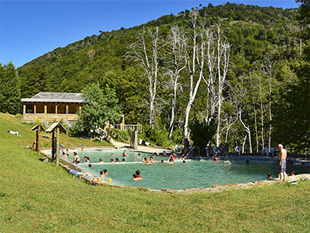 nuest-emp-ter-mall-2 nuest-emp-ter-mall-2